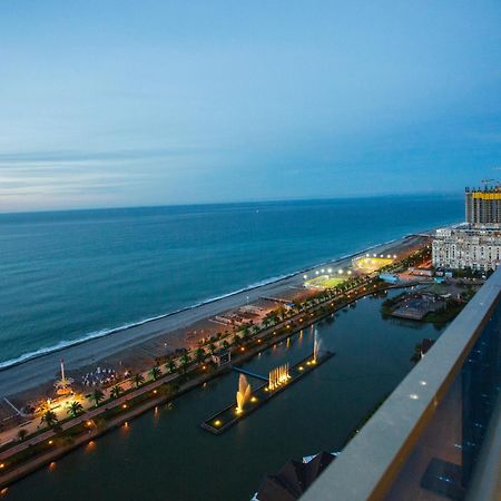 Orbi City Sea View Batumi Exterior photo