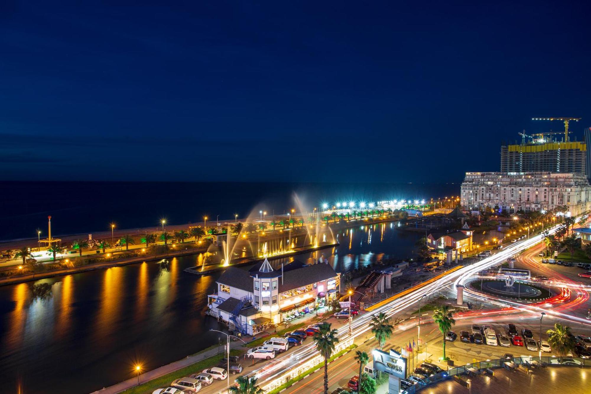 Orbi City Sea View Batumi Exterior photo