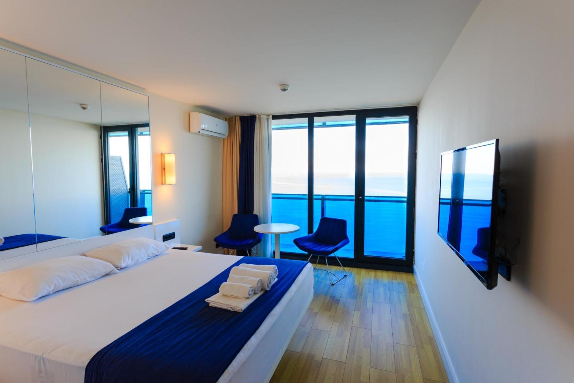 Orbi City Sea View Batumi Exterior photo